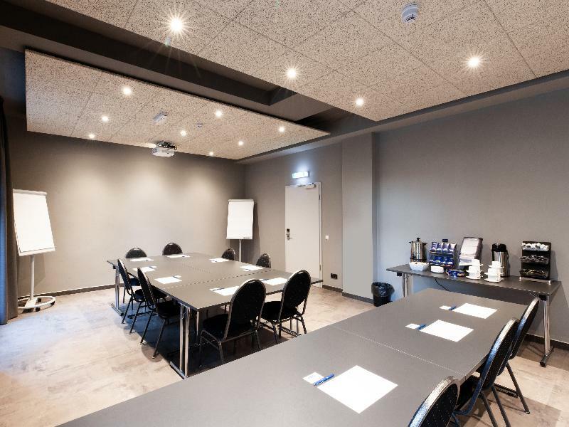 A&O Frankfurt Ostend Φραγκφούρτη Εξωτερικό φωτογραφία